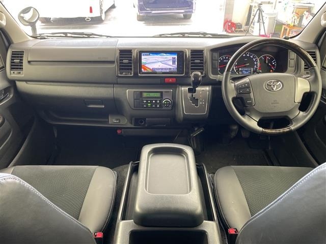 Toyota HIACE VAN 2017 7270335-14