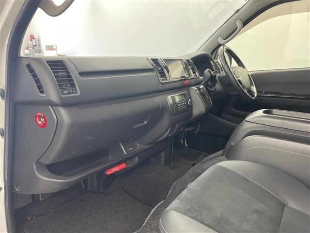 Toyota HIACE VAN 2017 7270335-8