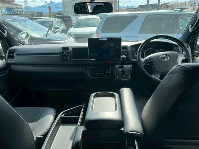 Toyota HIACE VAN 2019 7270340-15