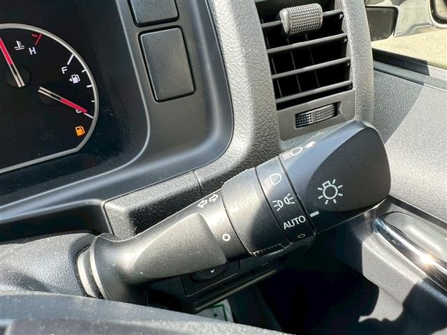 Toyota HIACE VAN 2019 7270340-8