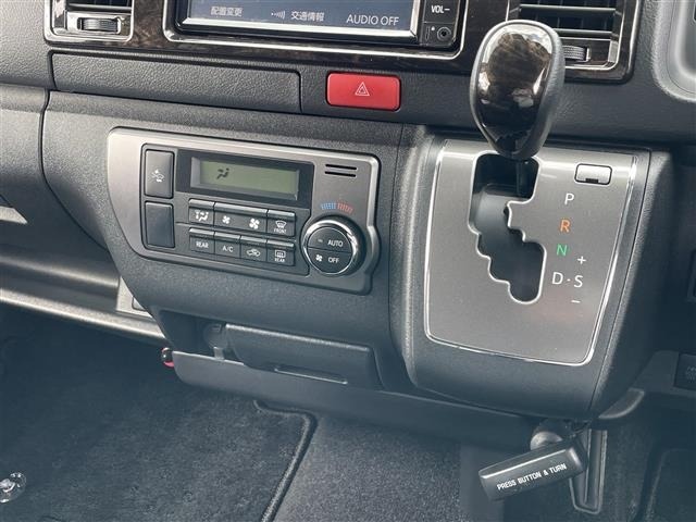 Toyota HIACE VAN 2020 7270349-22