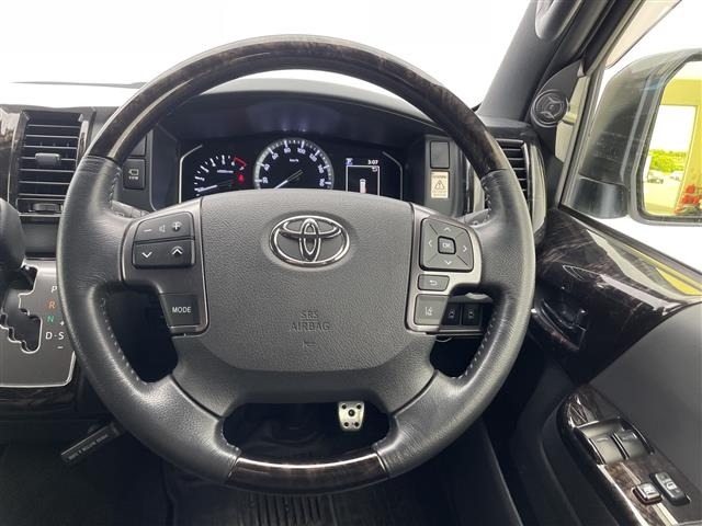 Toyota HIACE VAN 2020 7270350-3