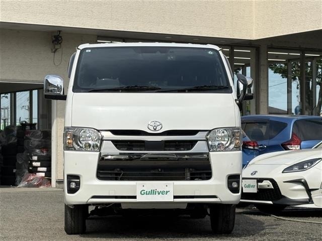 Toyota HIACE VAN 2023 7270364-15