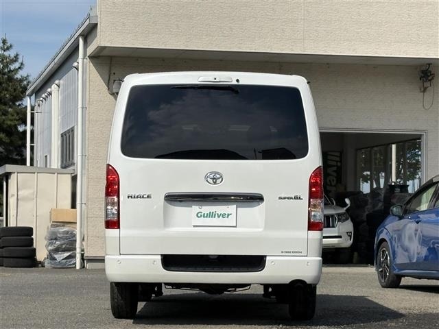 Toyota HIACE VAN 2023 7270364-16