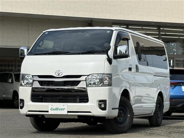 Toyota HIACE VAN 2023 7270364-17