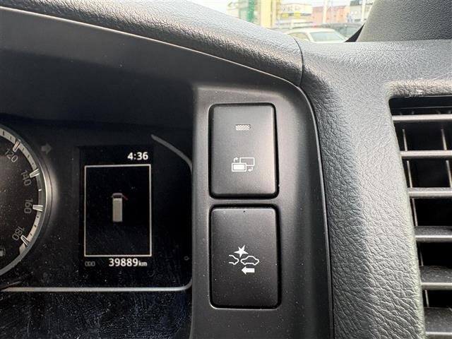 Toyota HIACE VAN 2023 7270364-2