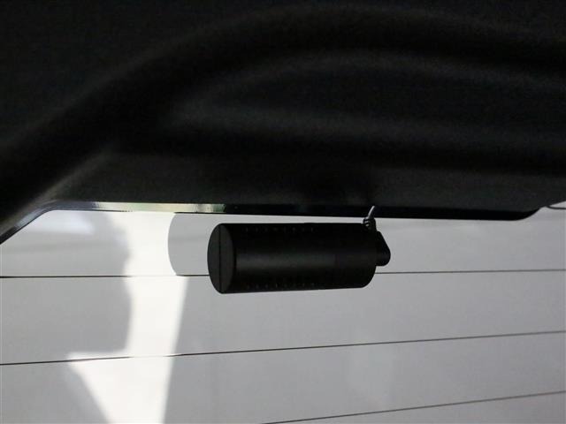 Toyota HIACE VAN 2023 7270365-1