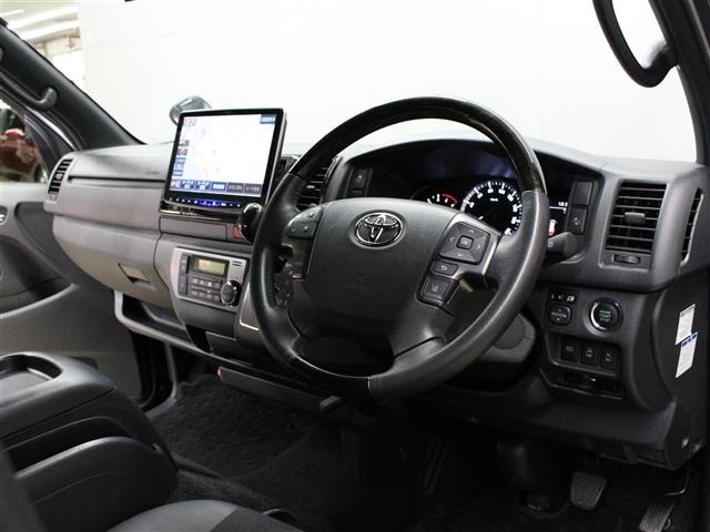 Toyota HIACE VAN 2023 7270365-7