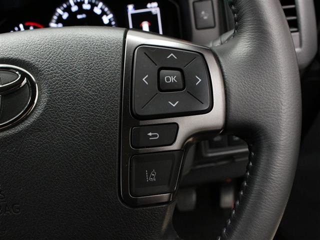 Toyota HIACE VAN 2023 7270366-19