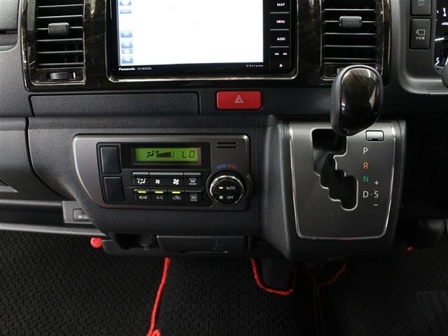 Toyota HIACE VAN 2023 7270366-5