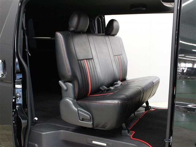 Toyota HIACE VAN 2023 7270366-8