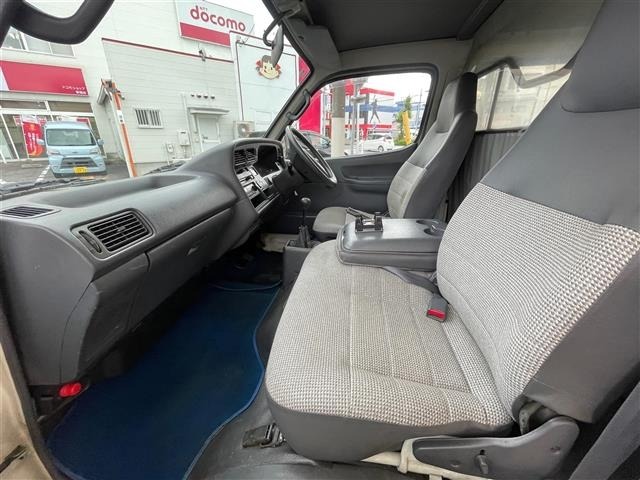 Toyota HIACE VAN 1997 7270367-12
