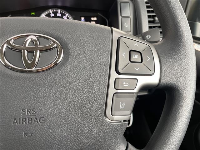 Toyota HIACE VAN 2025 7270368-17