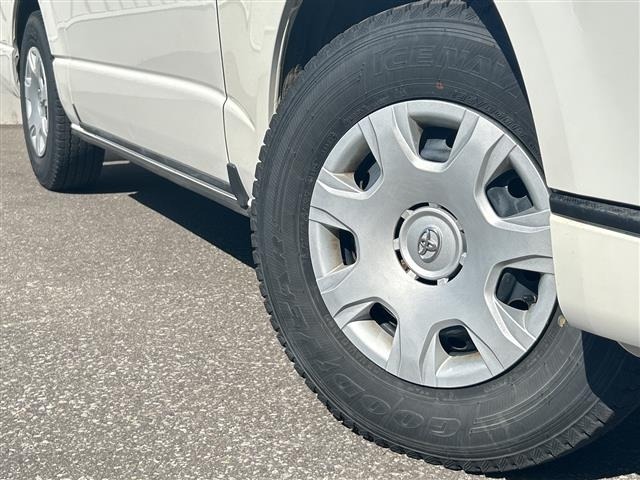 Toyota HIACE VAN 2023 7270369-11