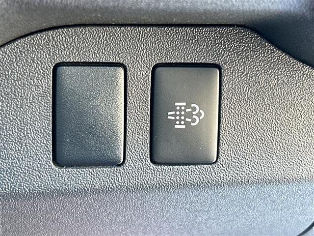 Toyota HIACE VAN 2023 7270369-16