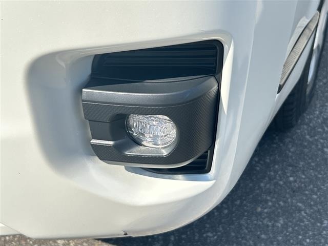 Toyota HIACE VAN 2023 7270369-2