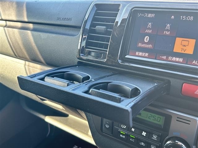 Toyota HIACE VAN 2023 7270369-5