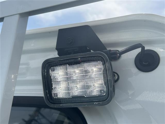 Daihatsu HIJET TRUCK 2023 7271401-21
