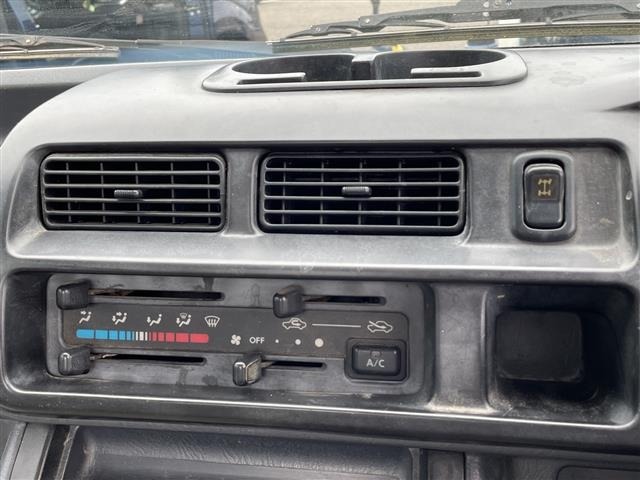 Daihatsu HIJET TRUCK 2000 7272113-6