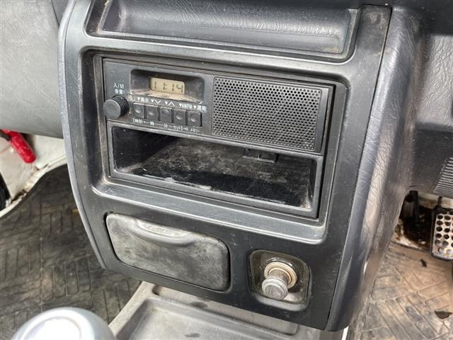Daihatsu HIJET TRUCK 2000 7272113-7
