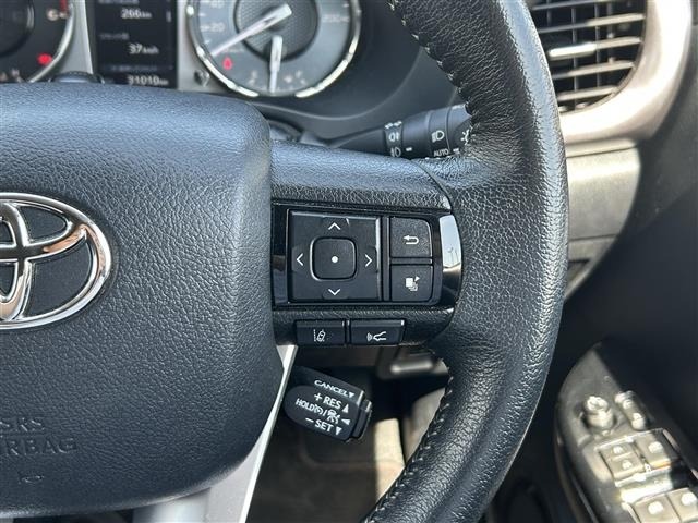 Toyota HILUX 2023 7258471-1