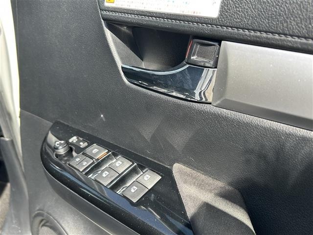 Toyota HILUX 2023 7258471-2