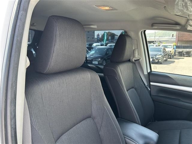 Toyota HILUX 2023 7258471-4
