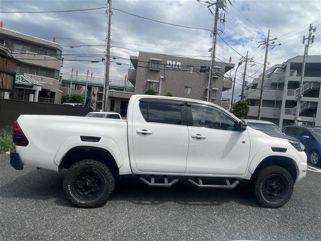 Toyota HILUX 2023 7258472-2