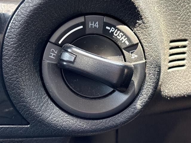 Toyota HILUX 2023 7258535-2