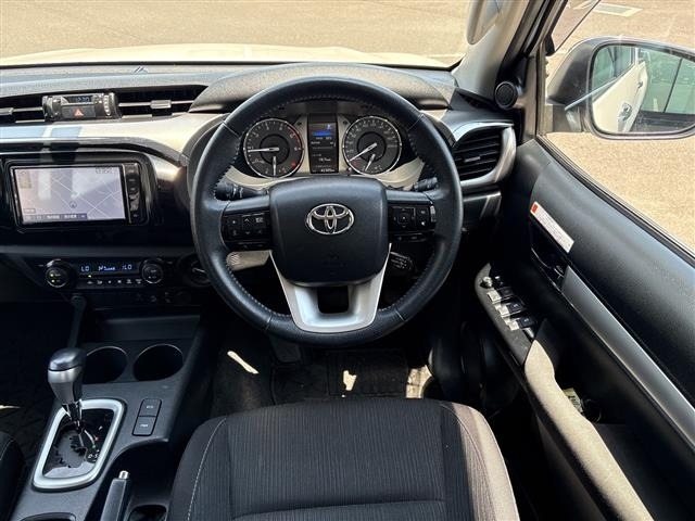 Toyota HILUX 2023 7258535-21