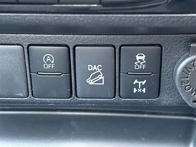 Toyota HILUX 2023 7258535-22