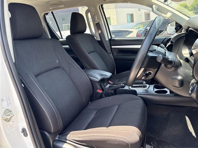 Toyota HILUX 2023 7258535-4