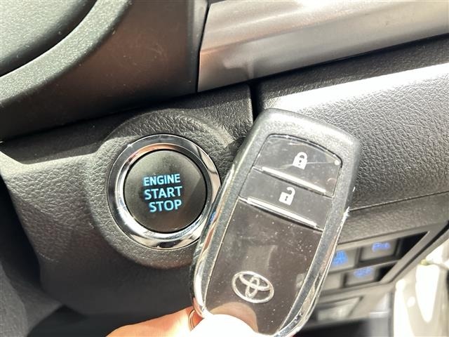 Toyota HILUX 2022 7258544-1