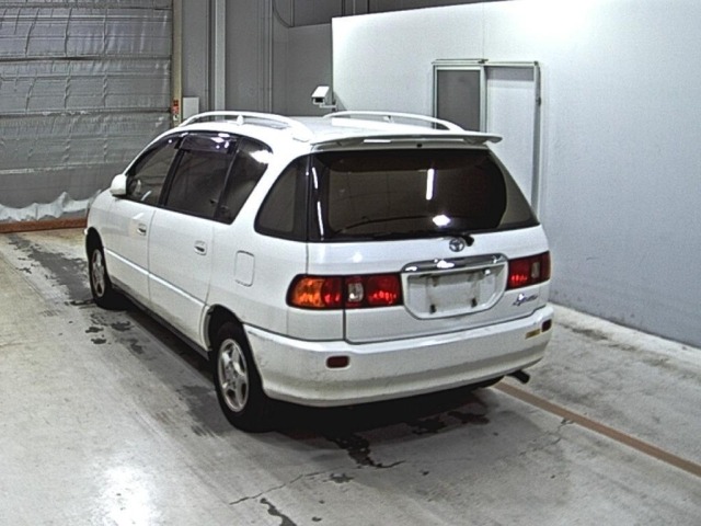 Toyota IPSUM 2001 7268316-1