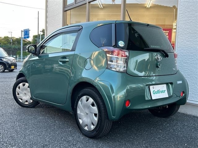 Toyota IQ 2008 7267901-13