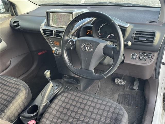Toyota IQ 2010 7267910-20