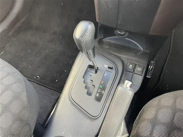 Toyota IQ 2010 7267910-5