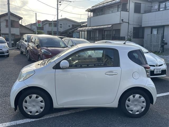 Toyota IQ 2010 7267910-6