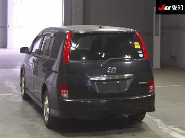Toyota ISIS 2005 7269800-1