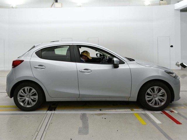 Mazda MAZDA2 2021 7265439-3