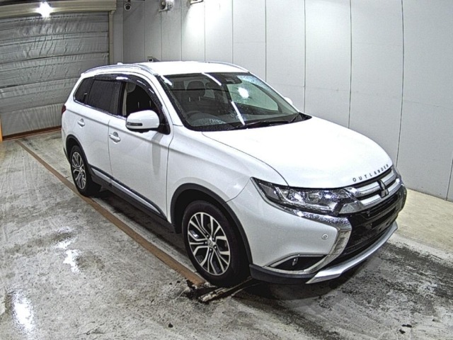 Mitsubishi OUTLANDER 2018 7274512-0