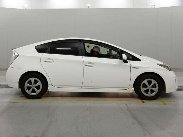 Toyota PRIUS 2014 7268016-3