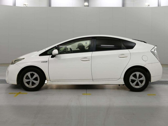 Toyota PRIUS 2014 7268016-4