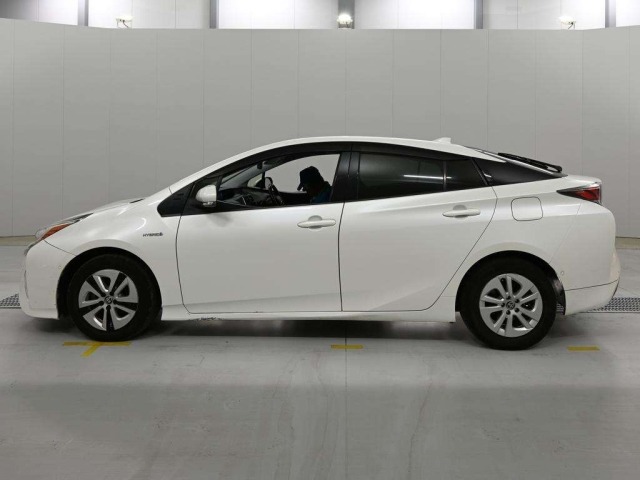 Toyota PRIUS 2017 7268025-4