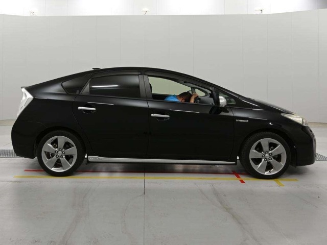 Toyota PRIUS 2015 7268029-3