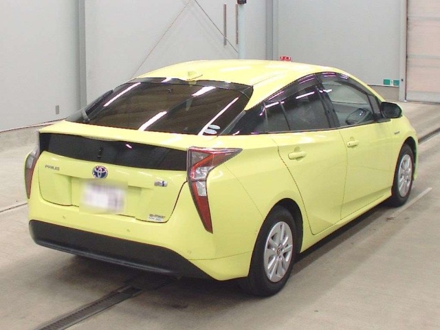 Toyota PRIUS 2017 7268041-1