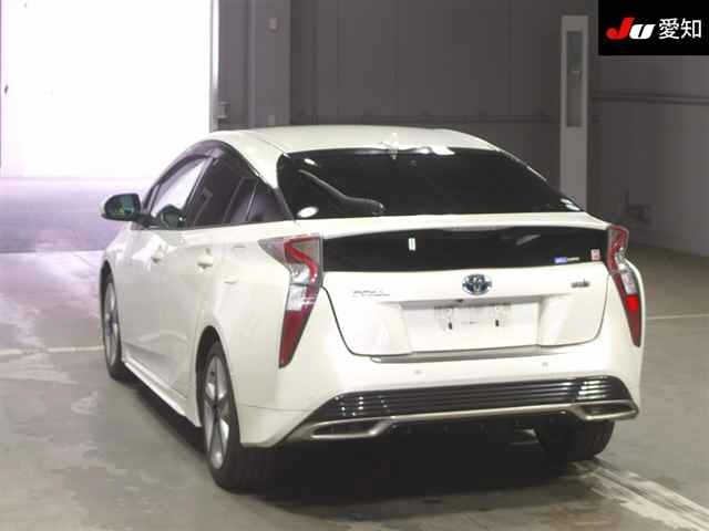 Toyota PRIUS 2017 7268066-1