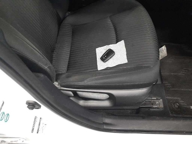 Toyota PRIUS 2016 7268255-10