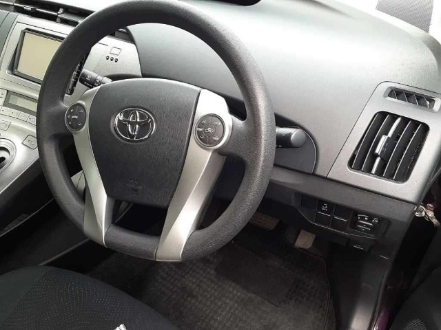 Toyota PRIUS 2015 7268261-9
