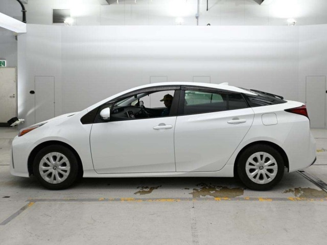 Toyota PRIUS 2021 7268269-4